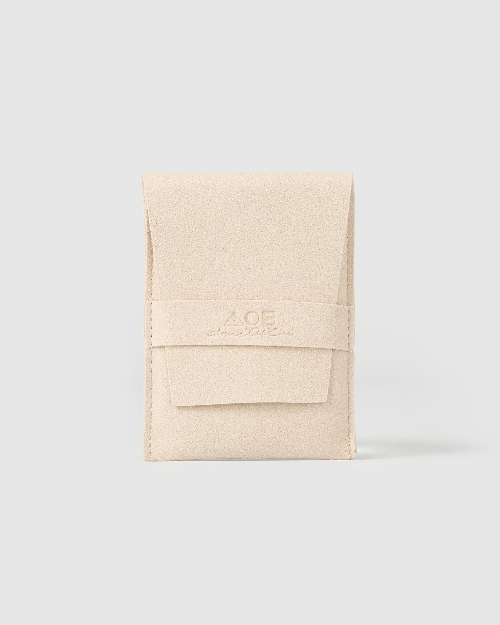 Mimi Pearl and Gold Bracelet - Image 10