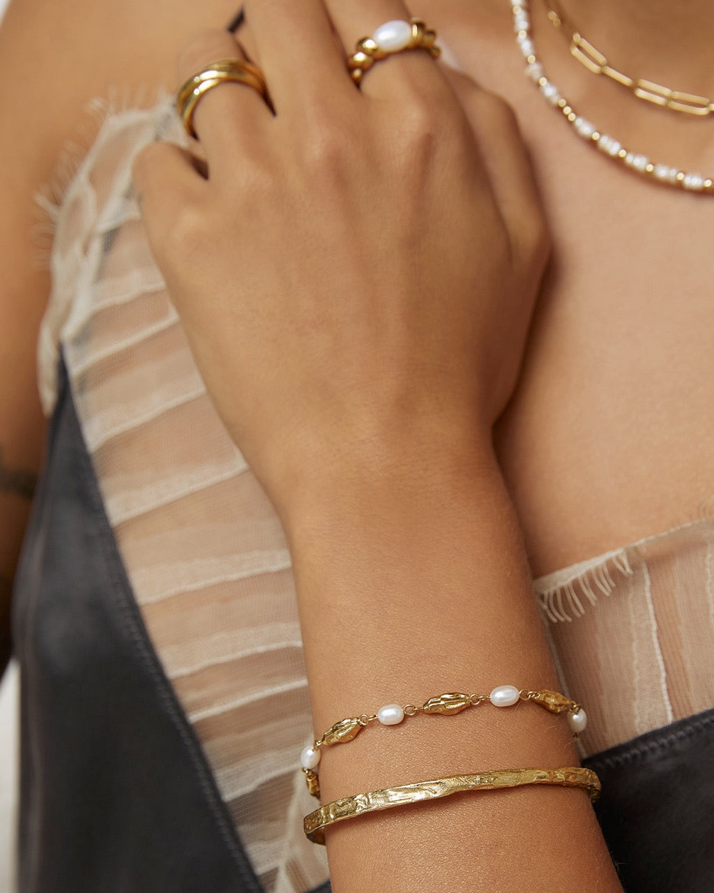 Mimi Pearl and Gold Bracelet - Image 5